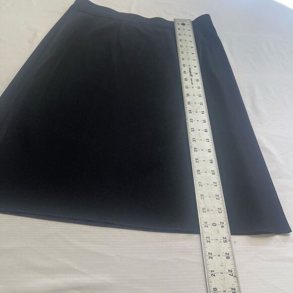 Exclusively Misook Black Acrylic 2 Pc Skirt Set Size Medium Top Large Skirt - Picture 9 of 12